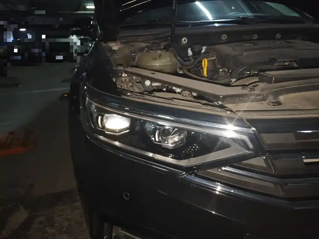 Volkswagen Magotan 2022 из CN, фото 8