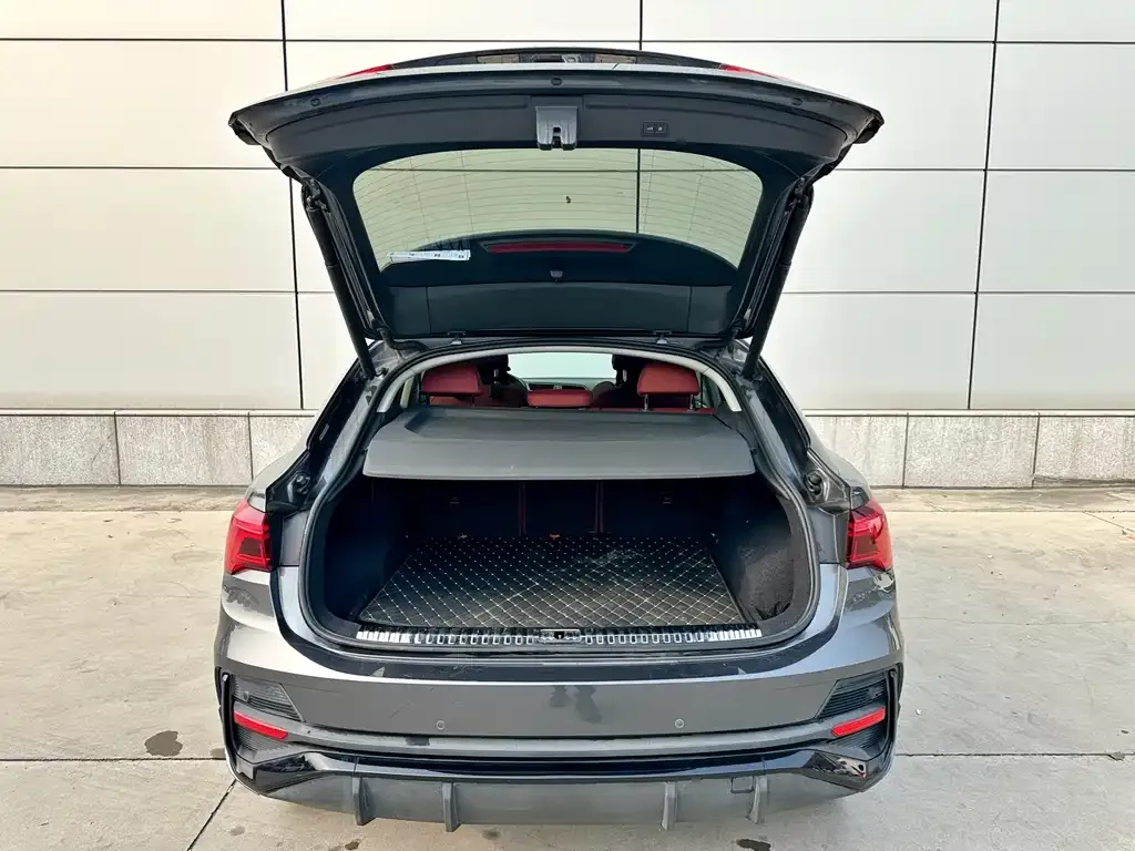 Audi Q3 Sportback 2021 из CN, фото 7