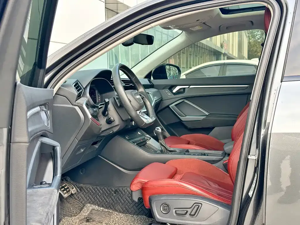 Audi Q3 Sportback 2021 из CN, фото 9