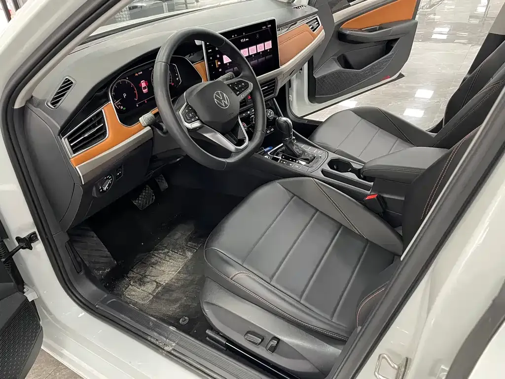 Volkswagen Bora 2022 из CN, фото 6
