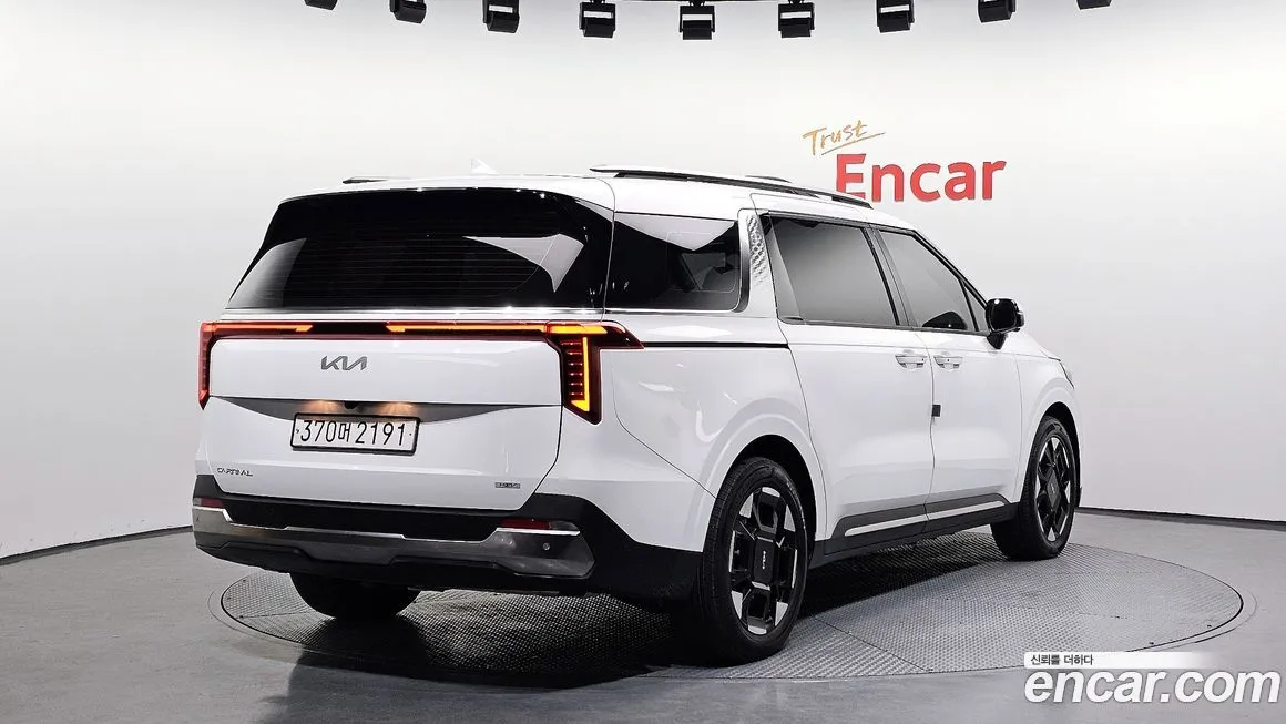 Kia Carnival 2024 из KR, фото 2