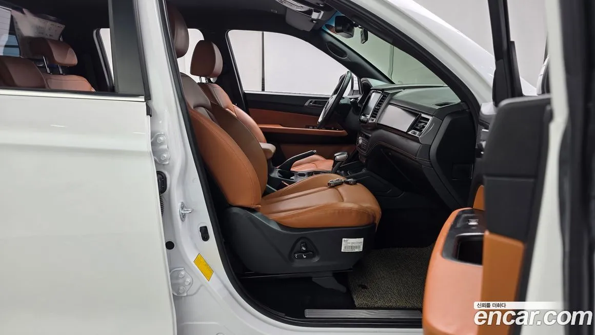 KG Mobility (Ssangyong) Rexton — фото 10