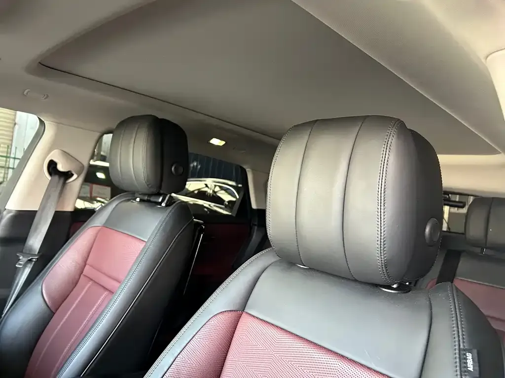 Land Rover Evoque 2024 из CN, фото 9
