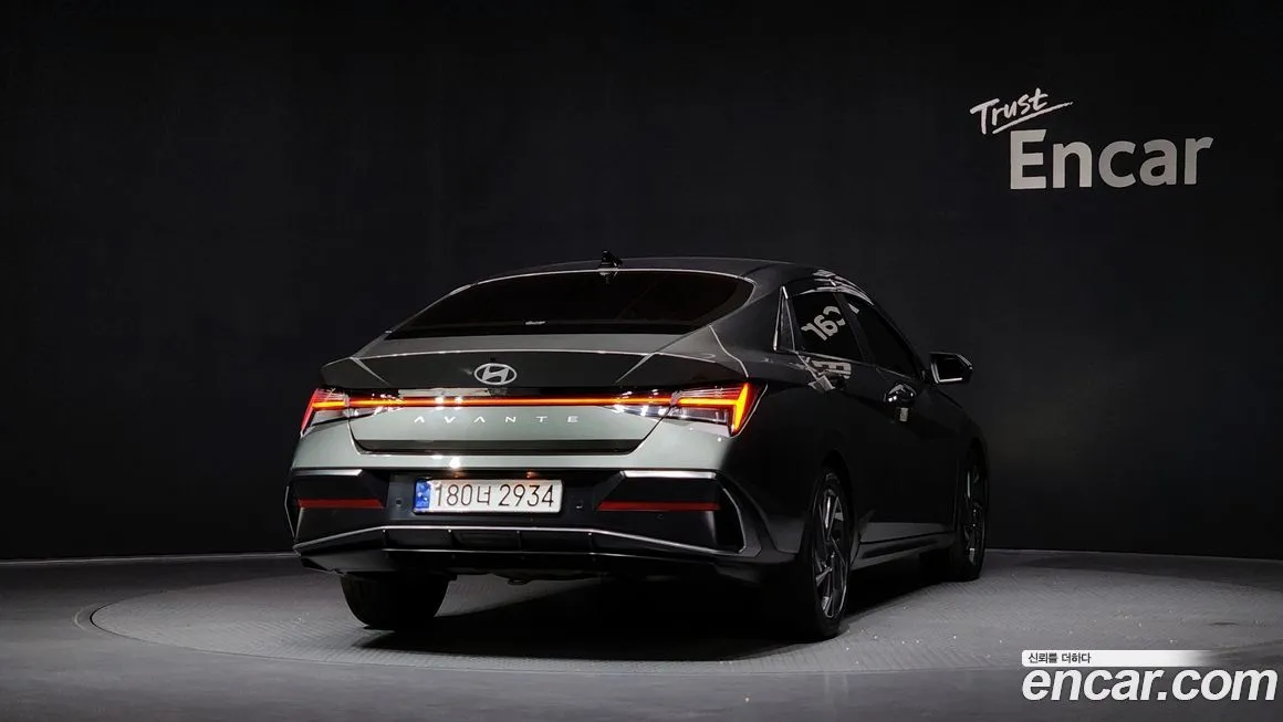 Hyundai AVANTE — фото 4