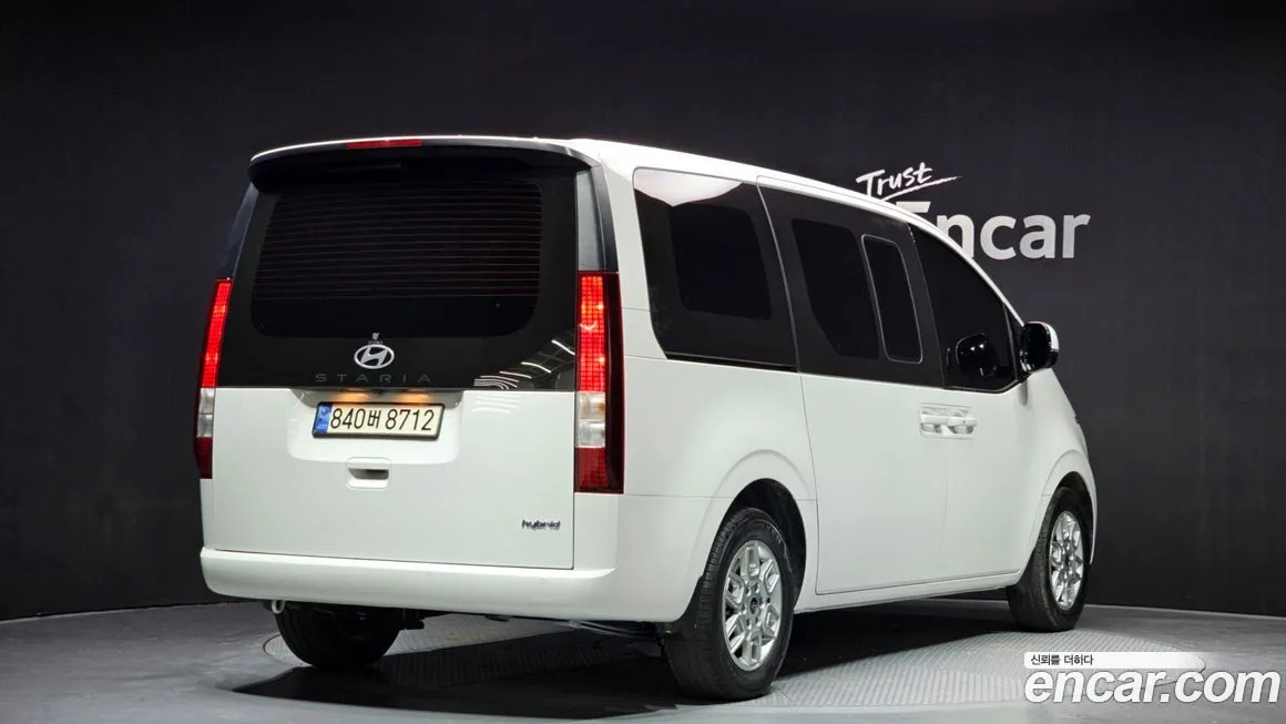 Hyundai Staria 2025 из KR, фото 2