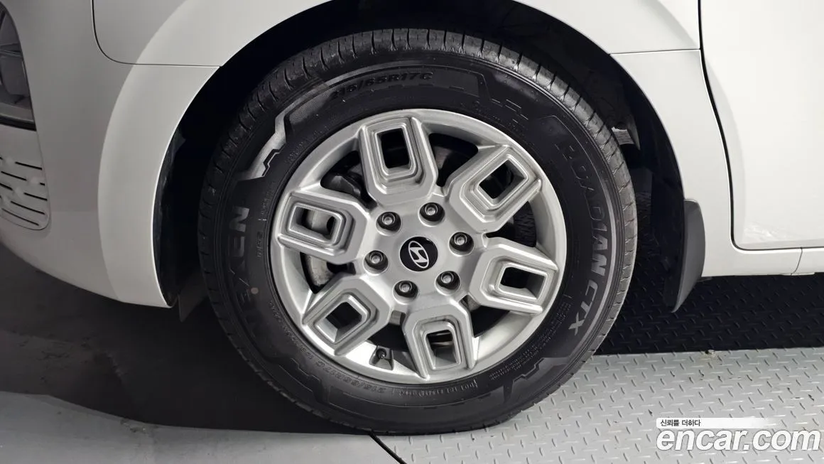 Hyundai Staria 2025 из KR, фото 5