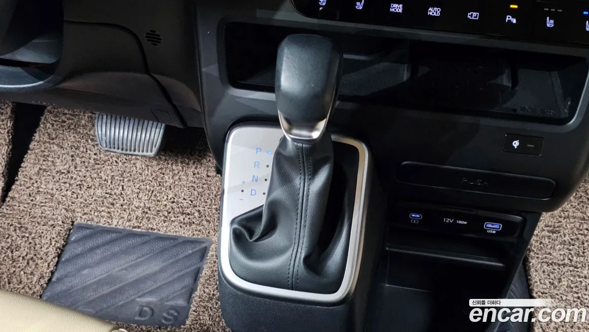 Hyundai Staria 2025 из KR, фото 9