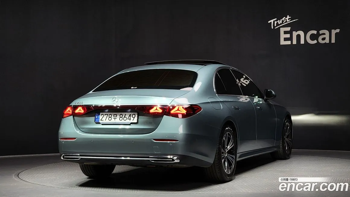 Mercedes-Benz E-Class 2024 из KR, фото 2