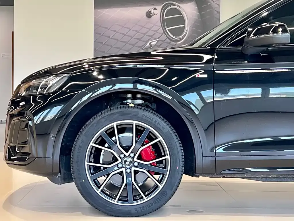 Audi Q5L 2025 из CN, фото 3