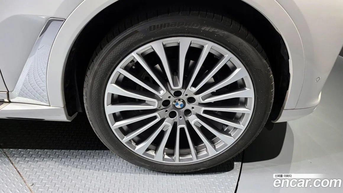 BMW X7 2021 из KR, фото 5
