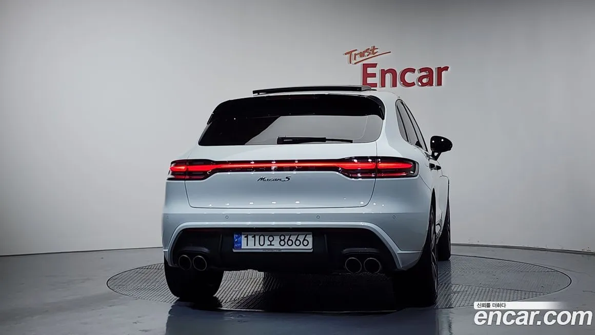 Porsche Macan — фото 4