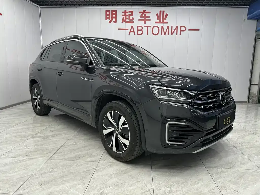 Volkswagen GTE PHEV 2021 из CN, фото 2