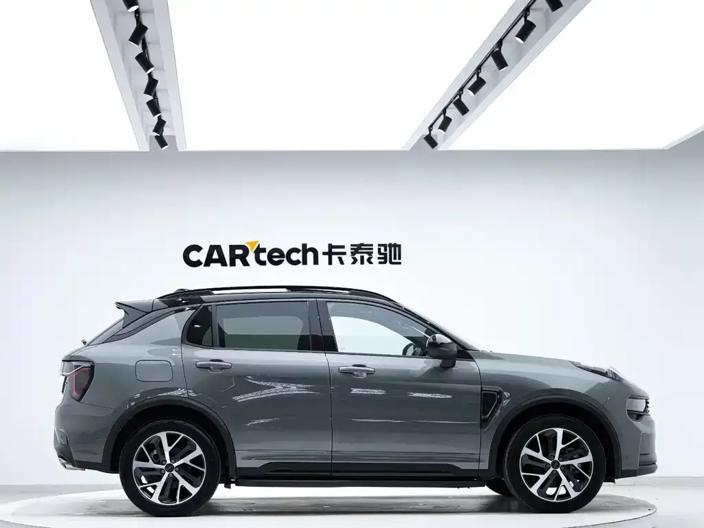 Lynk & Co 01 2022 из CN, фото 4