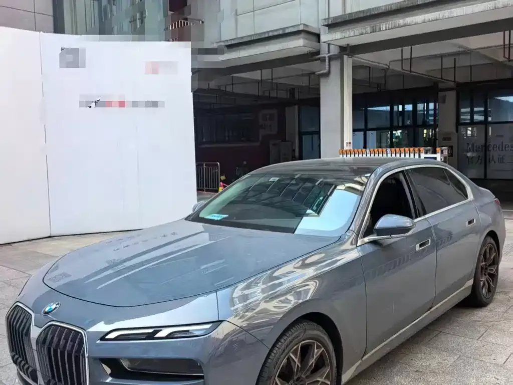 BMW 7 Series 2025 из CN, фото 1