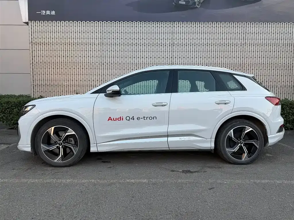 Audi Q4 e-tron 2024 из CN, фото 3