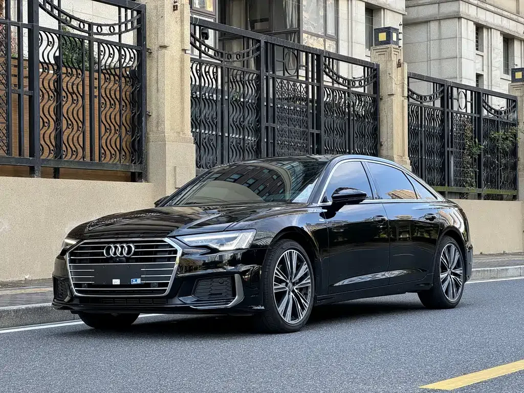 Audi A6L 2021 из CN, фото 1
