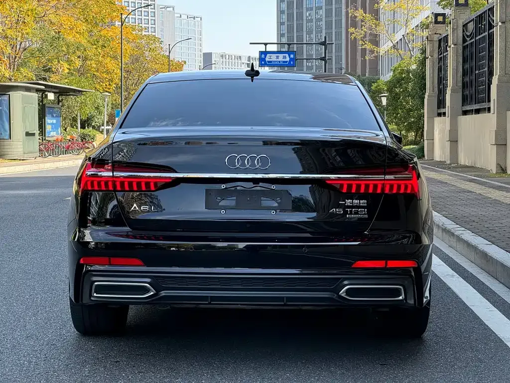 Audi A6L 2021 из CN, фото 4