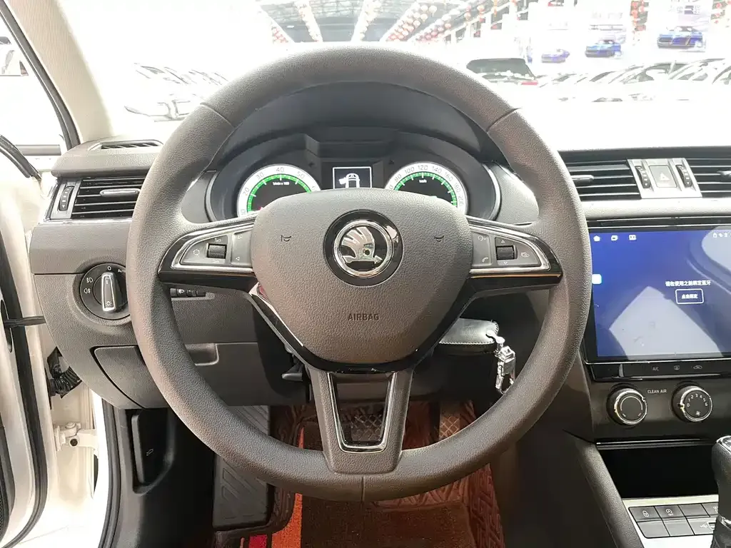 Skoda Octavia 2021 из CN, фото 7