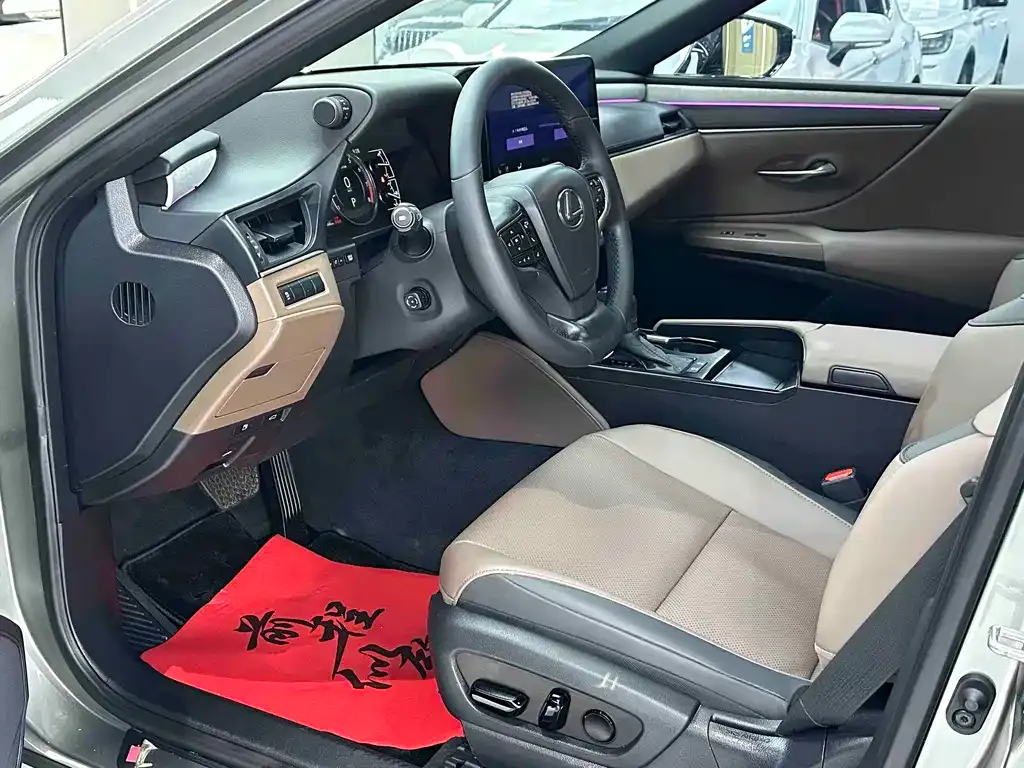 Lexus ES 2025 из CN, фото 4