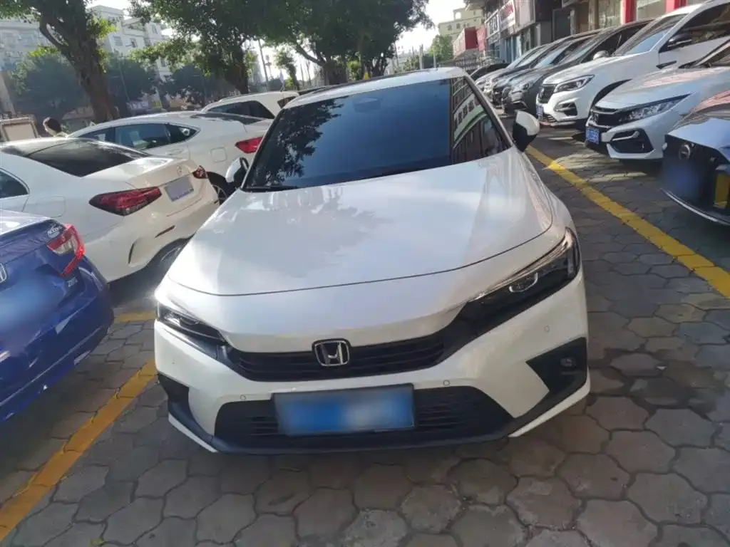 Honda Civic 2024 из CN, фото 3