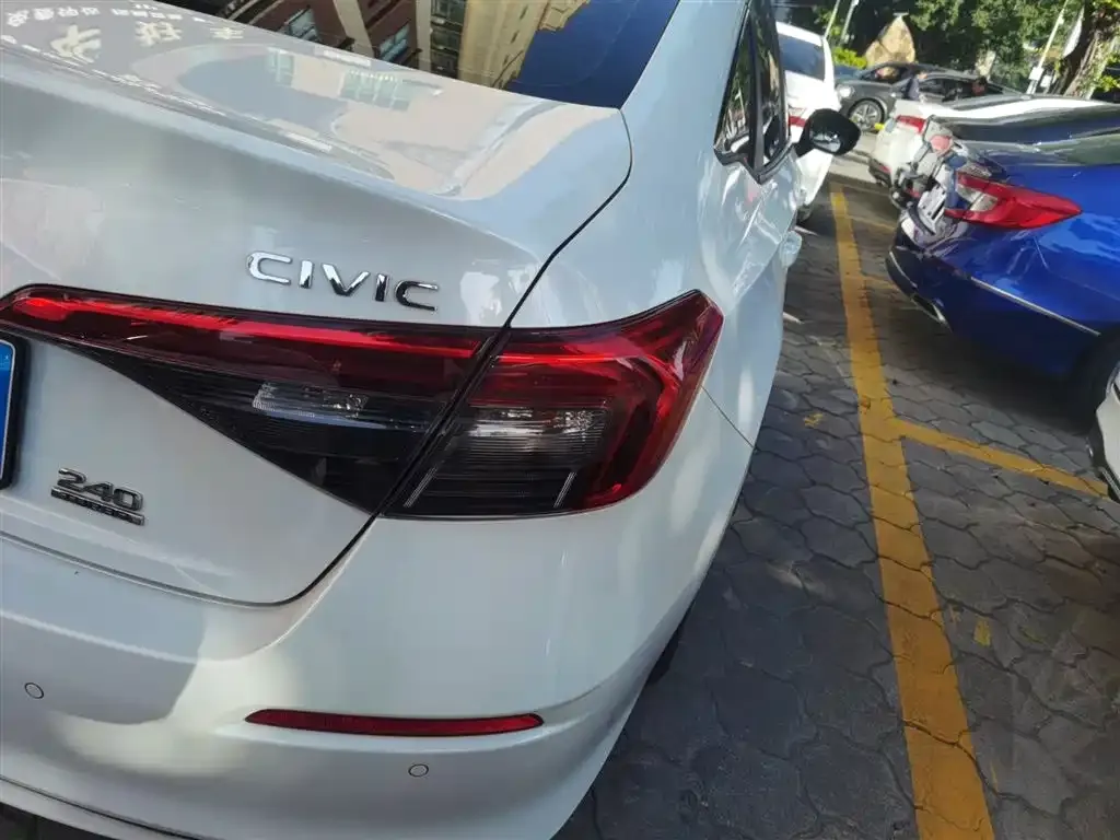 Honda Civic 2024 из CN, фото 8