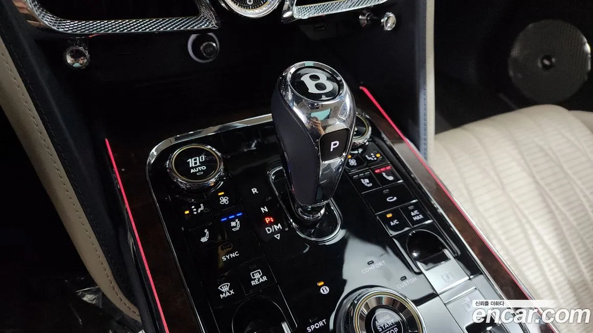 Bentley Flying Spur — фото 9