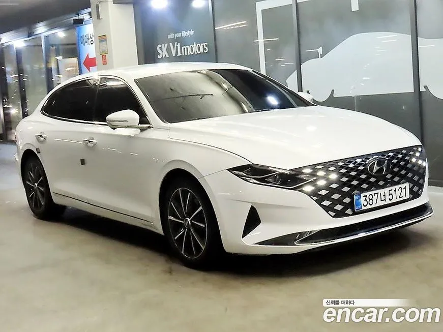 Hyundai Grandeur — фото 1