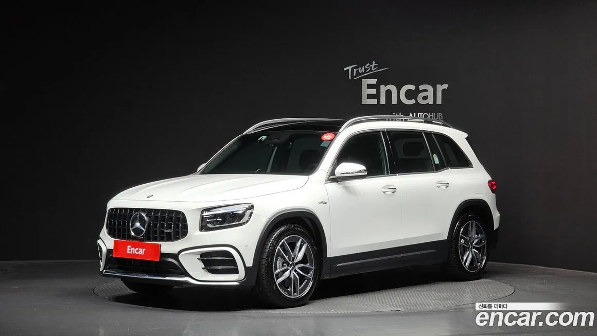 Mercedes-Benz GLB-Class — фото 1