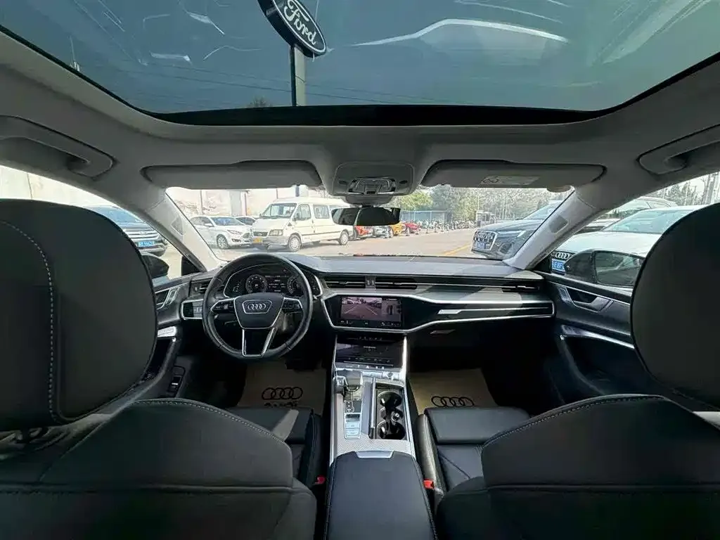 Audi A7 2024 из CN, фото 8
