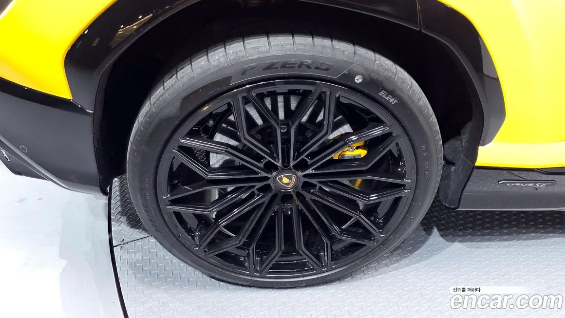 Lamborghini Urus 2025 из KR, фото 5