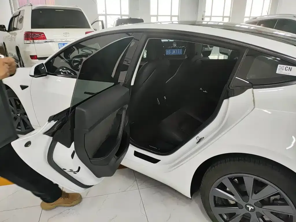 Tesla Model 3 2023 из CN, фото 6