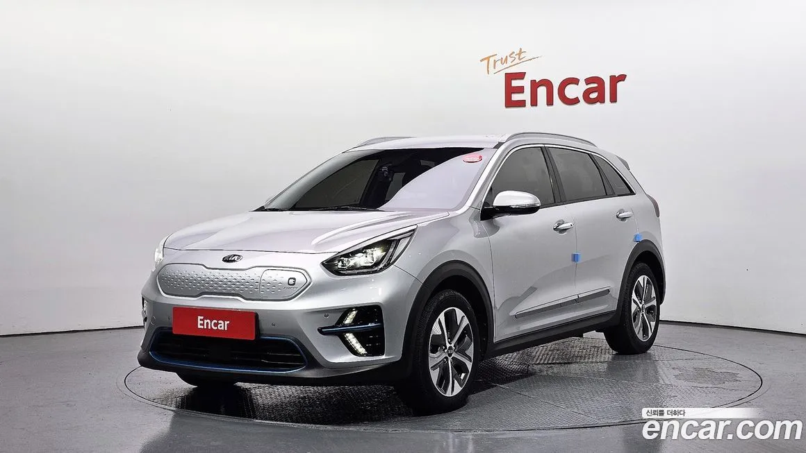 Kia Niro — фото 1