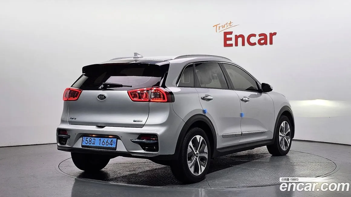 Kia Niro — фото 2