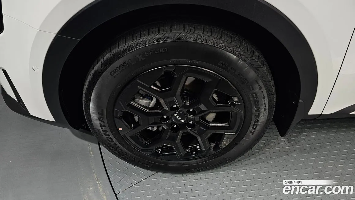 Kia Sorento — фото 5