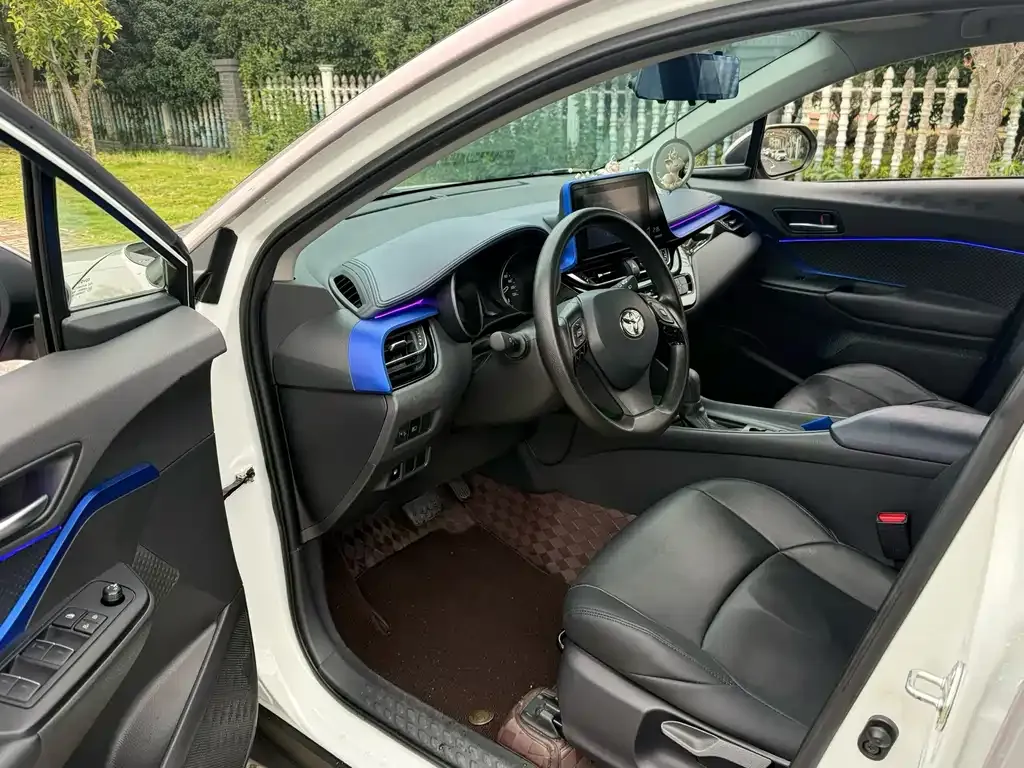 Toyota C-HR 2022 из CN, фото 4