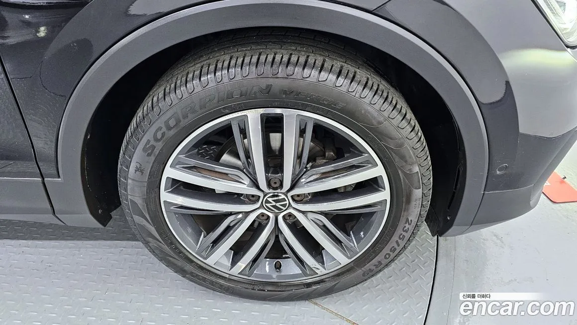 Volkswagen Tiguan 2023 из KR, фото 5