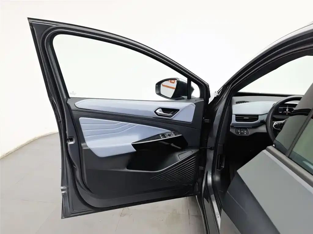 Volkswagen ID.4 X 2023 из CN, фото 8