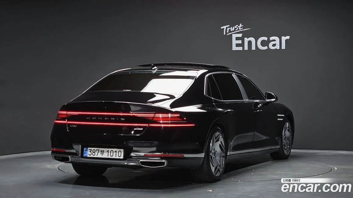 Genesis G90 2023 из KR, фото 2