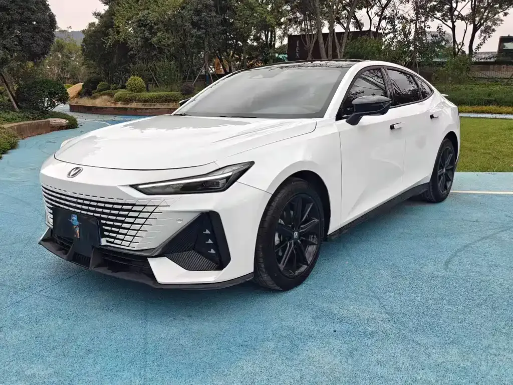 Changan UNI-V 2025 из CN, фото 1