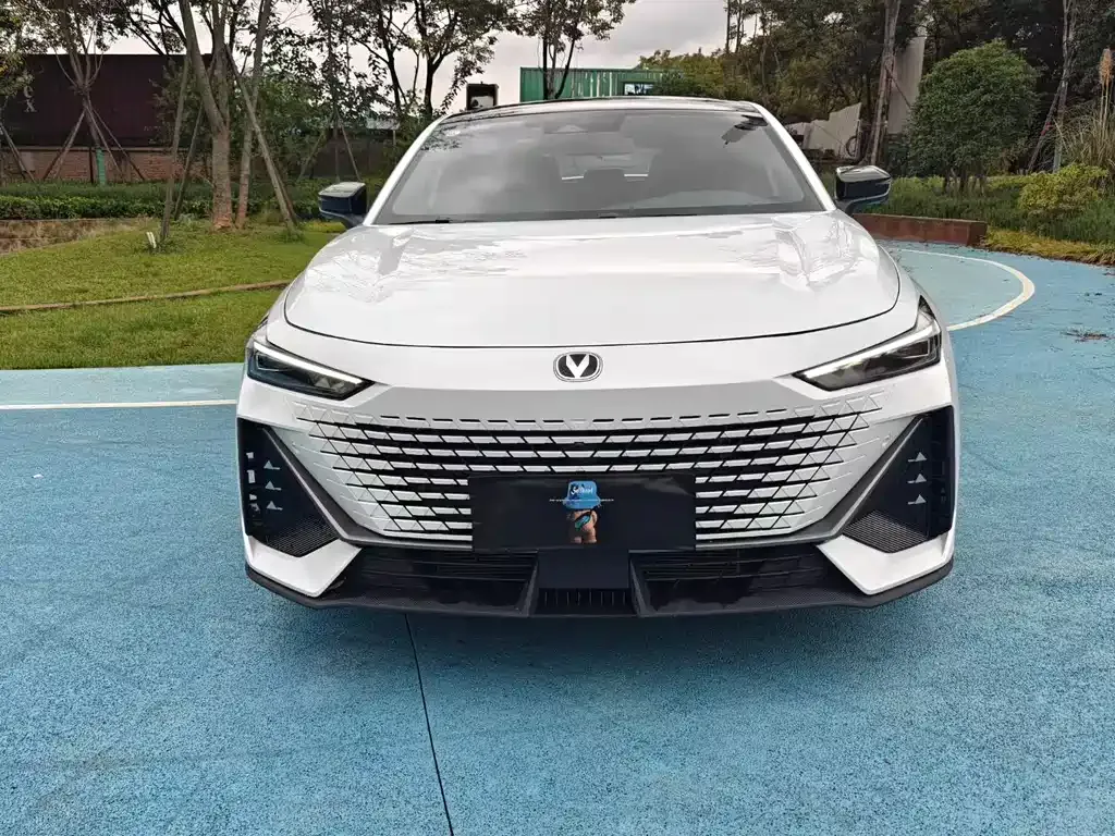 Changan UNI-V 2025 из CN, фото 2