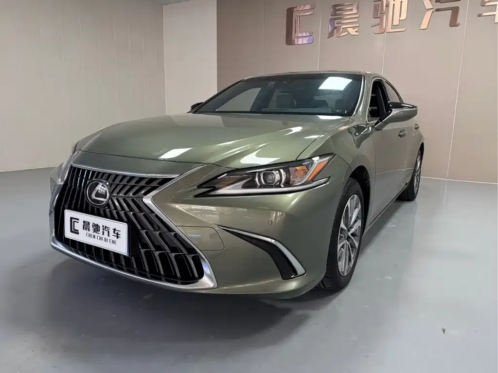 Lexus ES 2022 из CN, фото 1