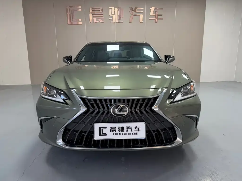 Lexus ES 2022 из CN, фото 2