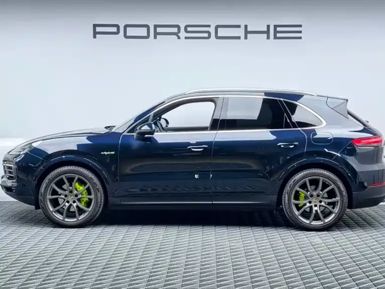 Porsche Cayenne Hybrid 2022 из CN, фото 4