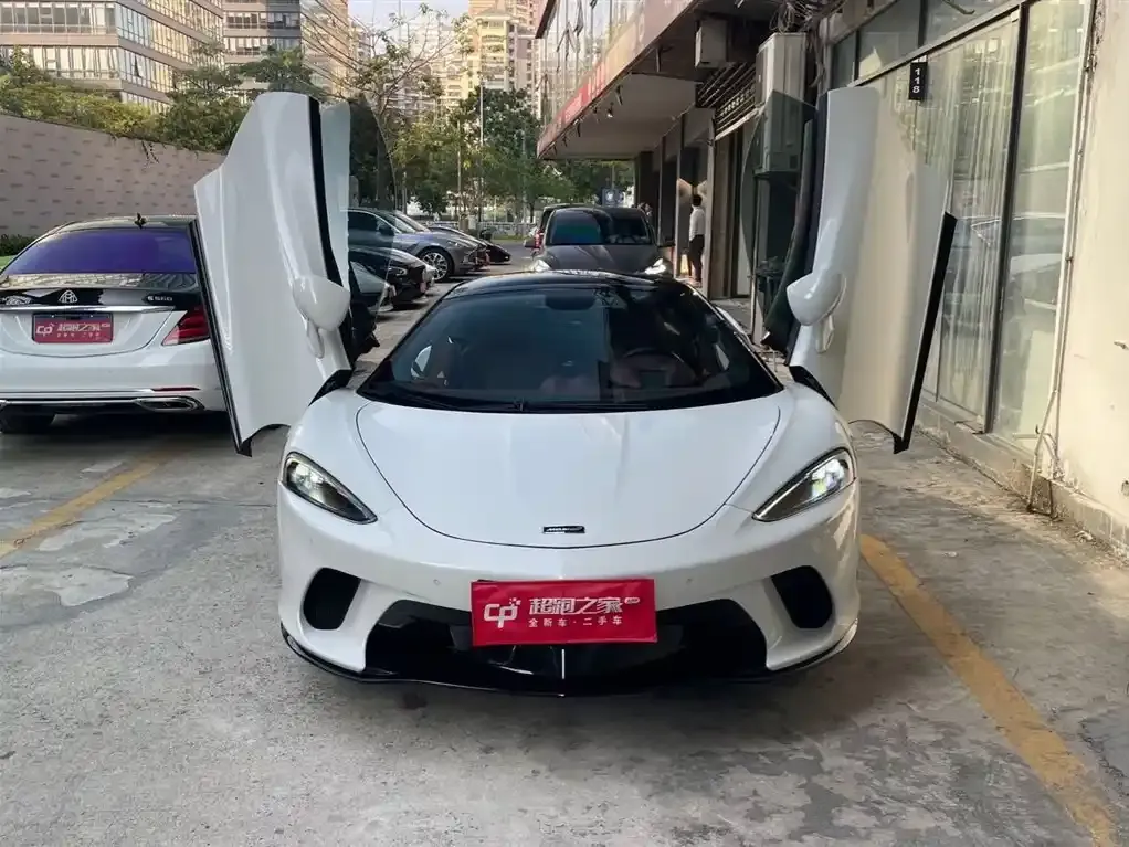 McLaren GT — фото 2