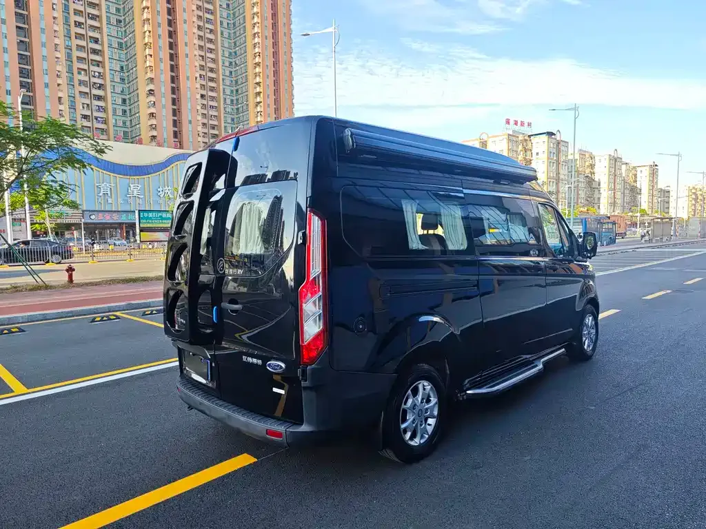 Ford Transit 2022 из CN, фото 10
