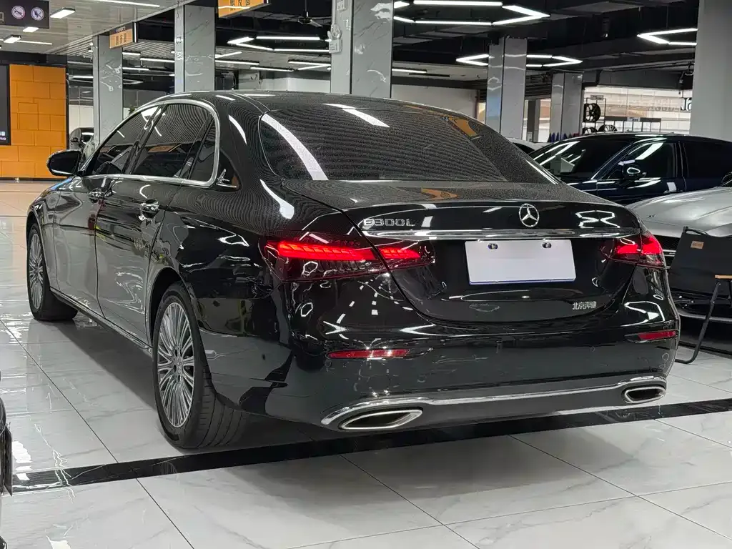 Mercedes-Benz E-Class 2023 из CN, фото 10