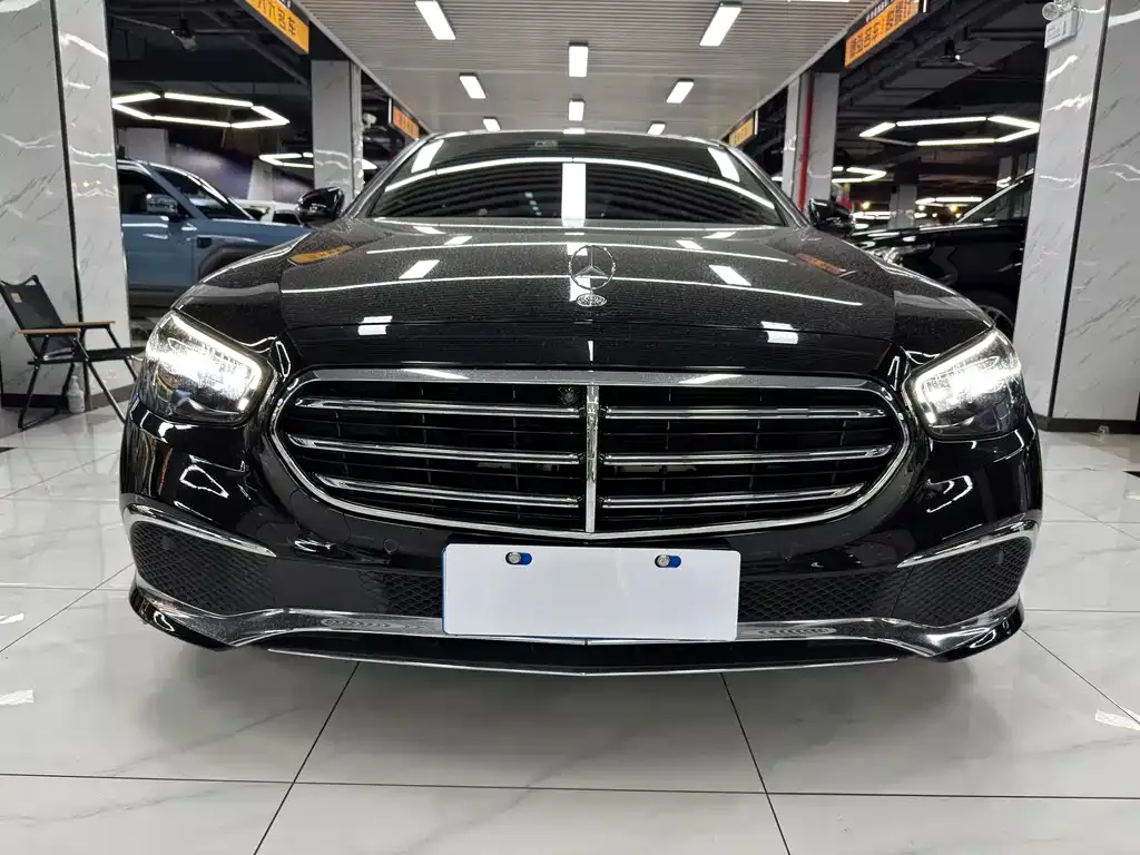 Mercedes-Benz E-Class 2023 из CN, фото 2