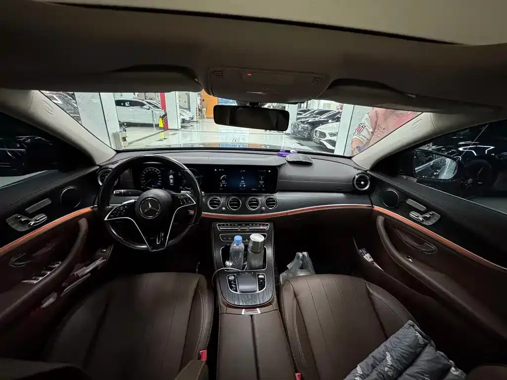 Mercedes-Benz E-Class 2023 из CN, фото 7