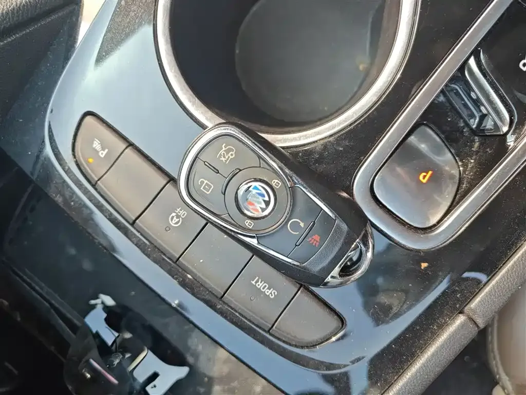 Buick Regal 2022 из CN, фото 9