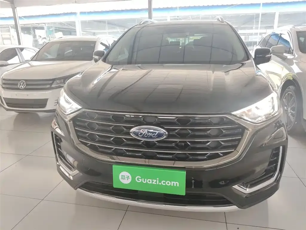 Ford Edge — фото 3
